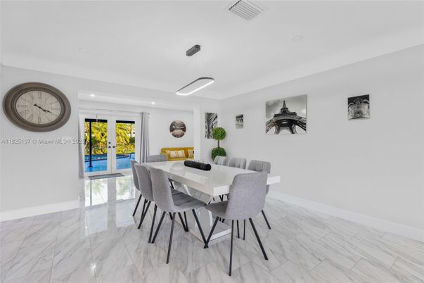 Dining room, Interior, Marble, Pendant Lights, Recessed Lighting