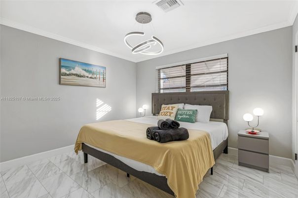 Bedroom, Interior, Marble, Pendant Lights