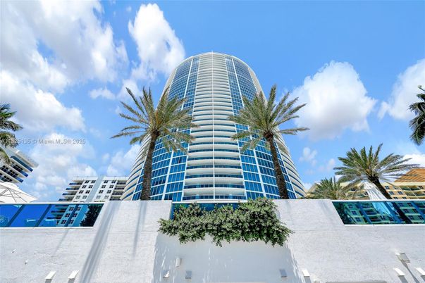 Exterior, Facade, Condo Building
