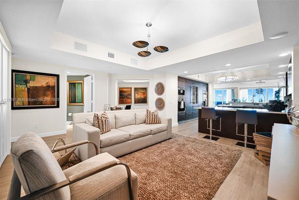Interior, Kitchen, Living room, Pendant Lights, Recessed Lighting, Wood Texture Flooring