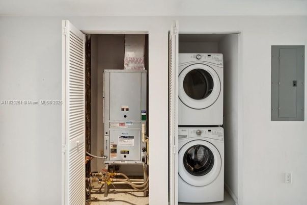 Interior, Utility Closets, Washer