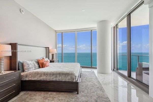 Bedroom, Interior, Marble, Water