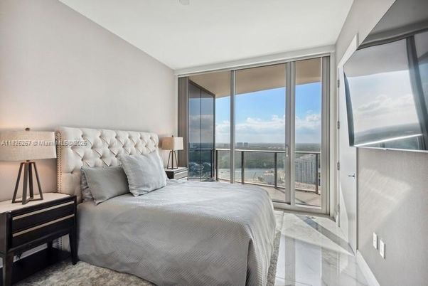 Bedroom, Interior, Marble, Water