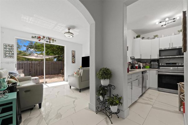 Interior, Kitchen, Marble, Stainless Steel Appliances