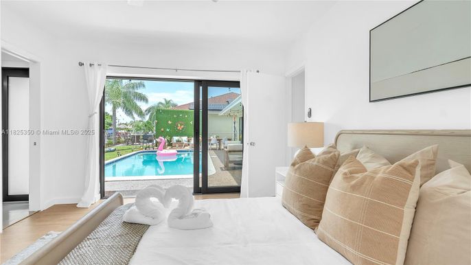 Bedroom, Interior, Pool, Wood Texture Flooring