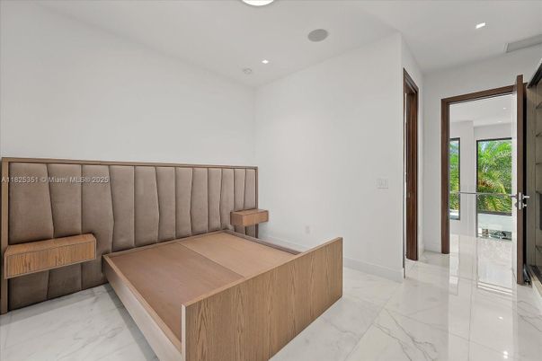 Interior, Marble, Recessed Lighting