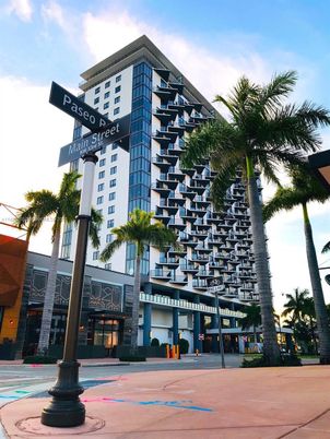 Exterior, Facade, Condo Building