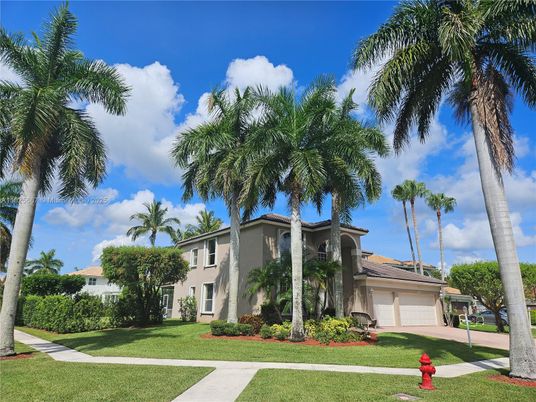 Attached, Backyard, Exterior, Facade, Mediterranean