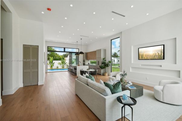 Interior, Kitchen, Living room, Pendant Lights, Recessed Lighting, Wood Texture Flooring