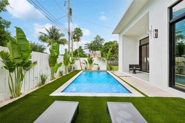 Backyard, Exterior, Pool