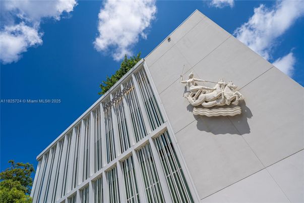 Exterior, Facade, Highrise