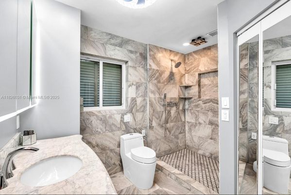 Bathroom, Interior, Marble Walls