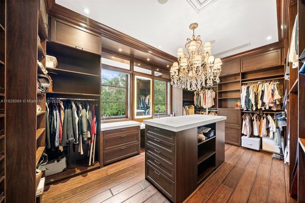 Chandelier, Interior, Recessed Lighting, Walk-in Closets, Wood Texture Flooring
