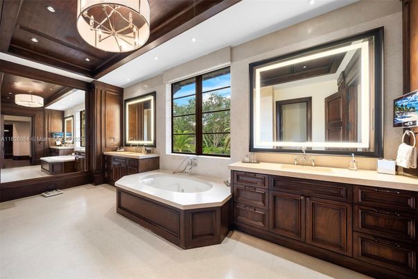 Bathroom, Dual Sink Vanities, Interior, Pendant Lights, Recessed Lighting, Wooden Ceilings