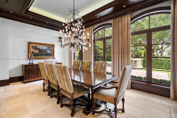 Chandelier, Dining room, Interior, Recessed Lighting