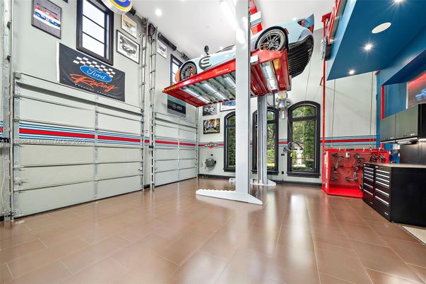 Interior, Recessed Lighting