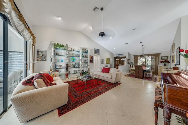 Dining room, Interior, Living room, Pendant Lights, Recessed Lighting