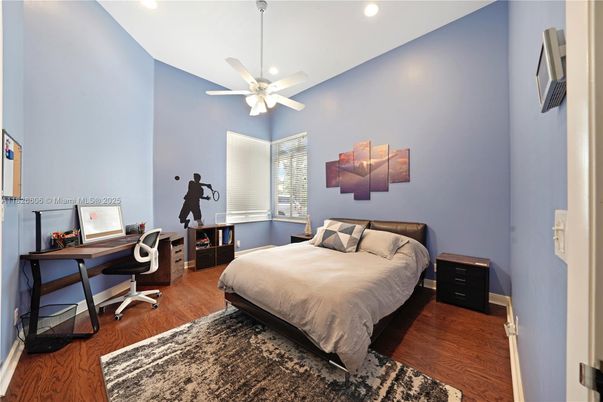 Bedroom, Home Office, Interior, Recessed Lighting, Wood Texture Flooring