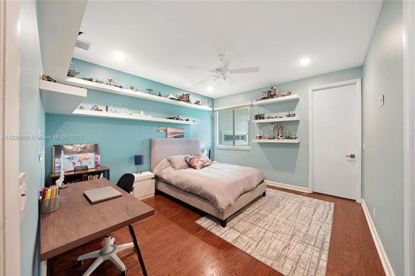 Bedroom, Home Office, Interior, Recessed Lighting, Wood Texture Flooring