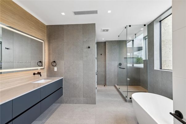 Bathroom, Dual Sink Vanities, Free Standing Baths, Glass Shower, Interior, Recessed Lighting