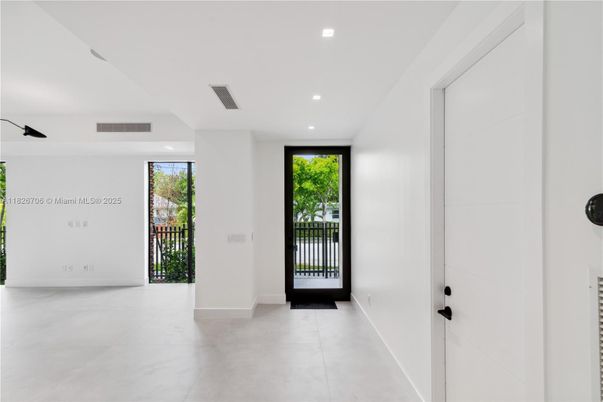 Interior, Marble, Recessed Lighting