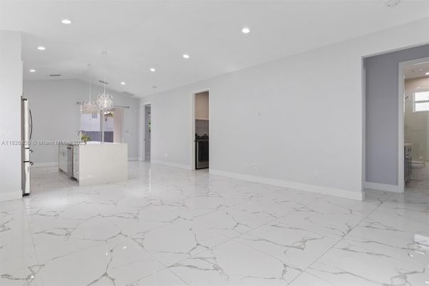 Chandelier, Empty room, Interior, Marble, Recessed Lighting