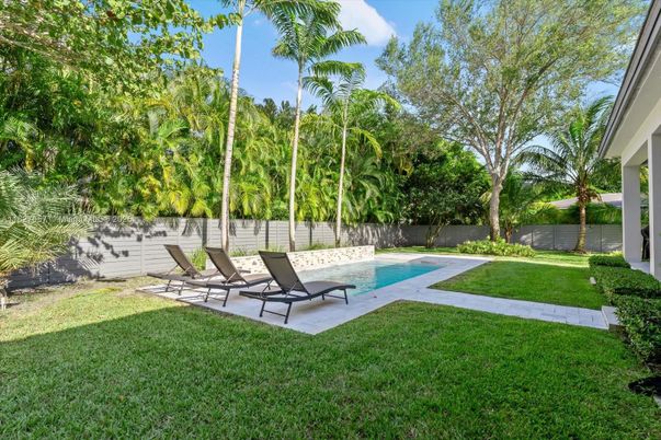 Backyard, Exterior, Pool
