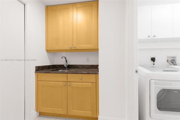 Interior, Washer
