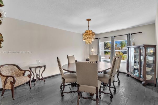 Dining room, Interior, Pendant Lights