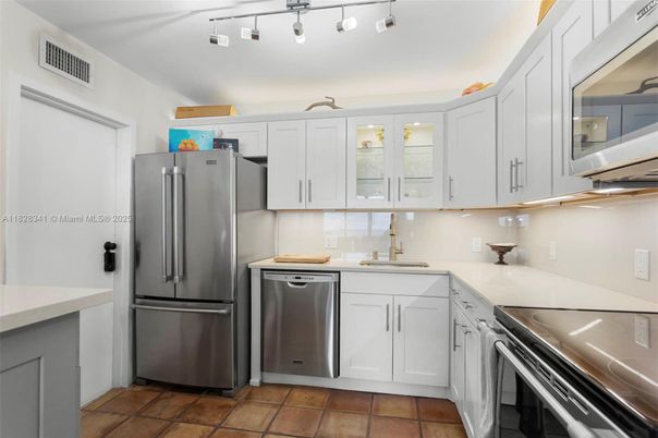 Interior, Kitchen, Stainless Steel Appliances