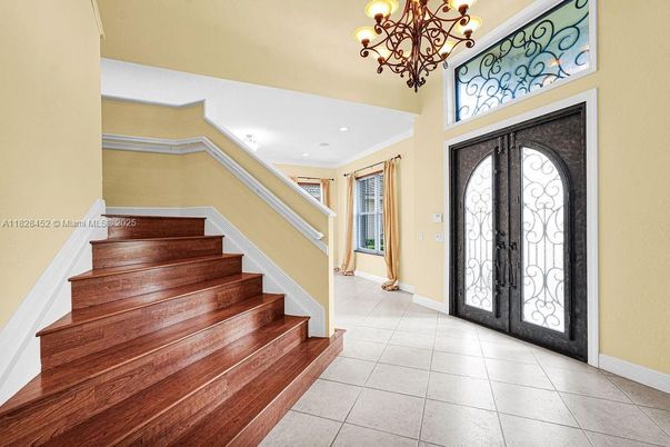 Chandelier, Interior, Recessed Lighting