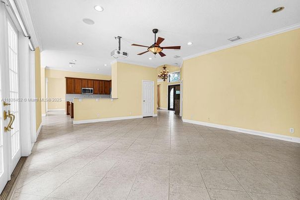 Empty room, Interior, Kitchen, Recessed Lighting