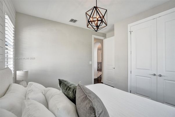 Bedroom, Interior, Pendant Lights