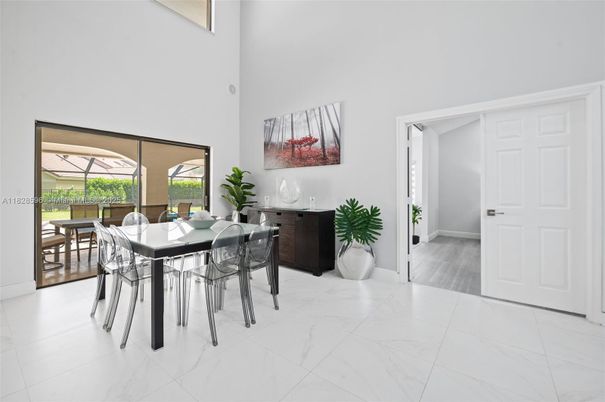 Dining room, Interior, Marble