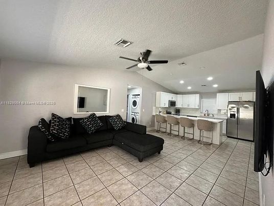 Interior, Kitchen, Living room, Recessed Lighting, Stainless Steel Appliances