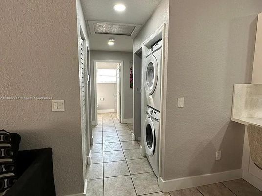 Interior, Recessed Lighting, Utility Closets, Washer