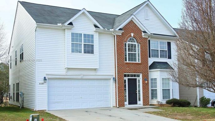 Attached, Exterior, Facade, Brick Facade, Rowhouse