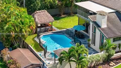Backyard, Exterior, Pool