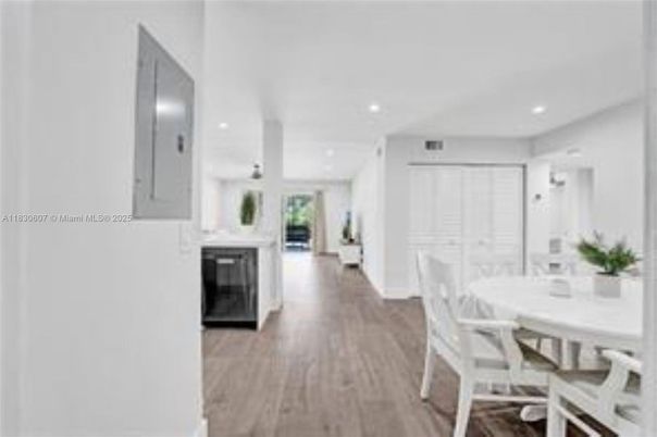 Dining room, Fireplace, Interior, Recessed Lighting, Wood Texture Flooring