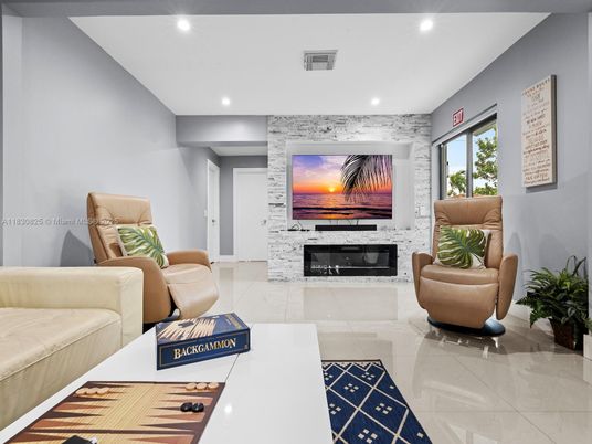 Fireplace, Interior, Living room, Recessed Lighting