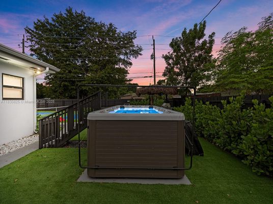 Backyard, Exterior, Hot Tub