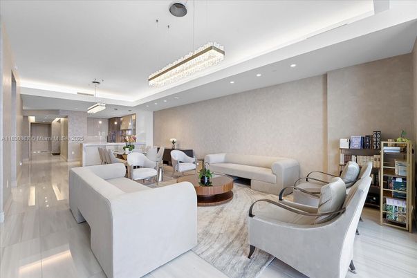 Chandelier, Dining room, Interior, Living room, Pendant Lights, Recessed Lighting