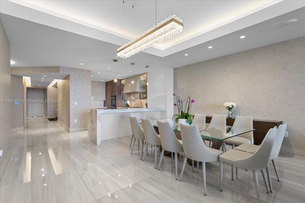 Chandelier, Dining room, Interior, Kitchen, Recessed Lighting