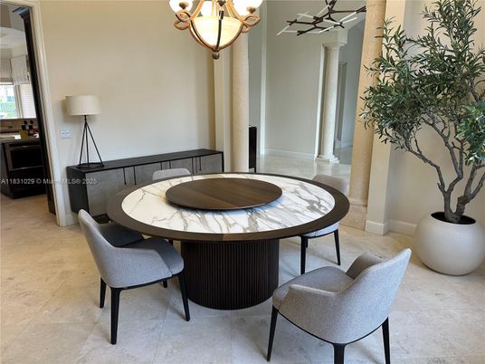 Chandelier, Dining room, Interior