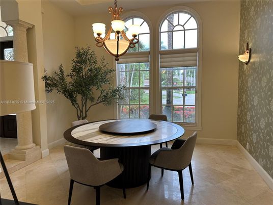 Chandelier, Dining room, Interior