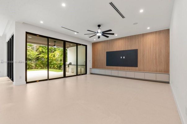 Empty room, Interior, Recessed Lighting, Wooden Walls