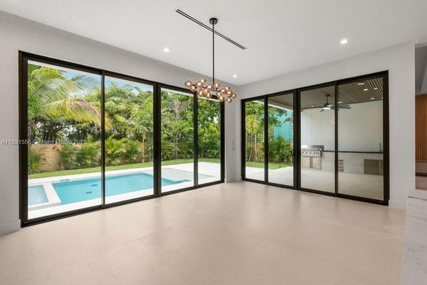 Empty room, Interior, Pendant Lights, Recessed Lighting