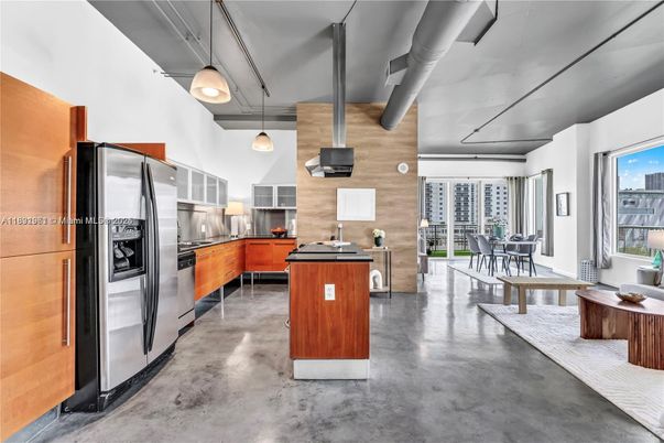 Interior, Kitchen, Pendant Lights, Stainless Steel Appliances