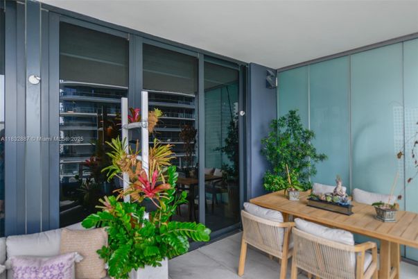 Dining room, Interior