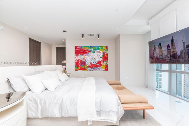Bedroom, Interior, Recessed Lighting